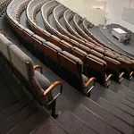 Кресла для кинотеатров,  актовых залов,  аудиторий. Производство и монта