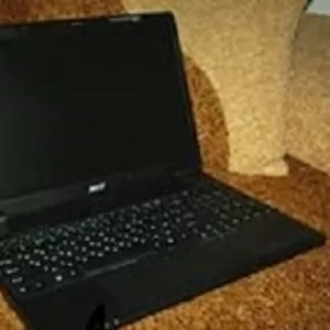 Продам нерабочий ноутбук Acer Extensa 5635ZG на запчасти .