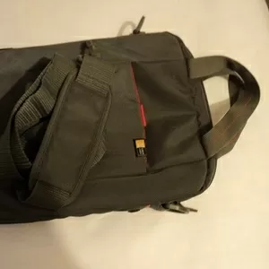 Продаю сумку для нетбука CASE LOGIC(серого цвета)